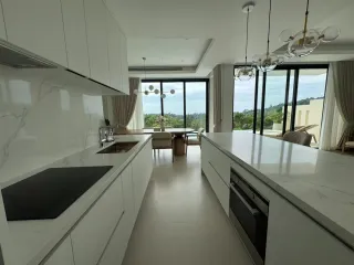 Villa zum Kauf mit 4 Zimmer in Thalang, Phuket