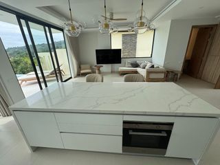 Villa zum Kauf mit 4 Zimmer in Thalang, Phuket