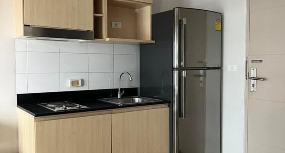 Condo en alquiler de estudio en Huai Khwang, Bangkok