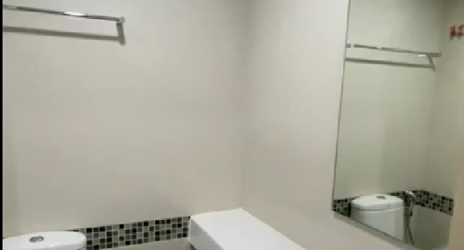 For sale 1 bed condo in Yan Nawa, Bangkok