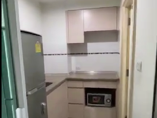 À vendre 1 chambre condo à Yan Nawa, Bangkok