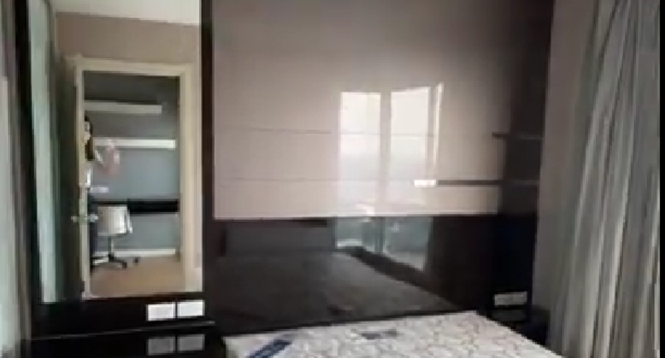 For sale 1 bed condo in Yan Nawa, Bangkok