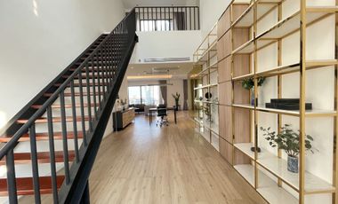 For rent 3 bedrooms apartment in Khlong Toei, Bangkok