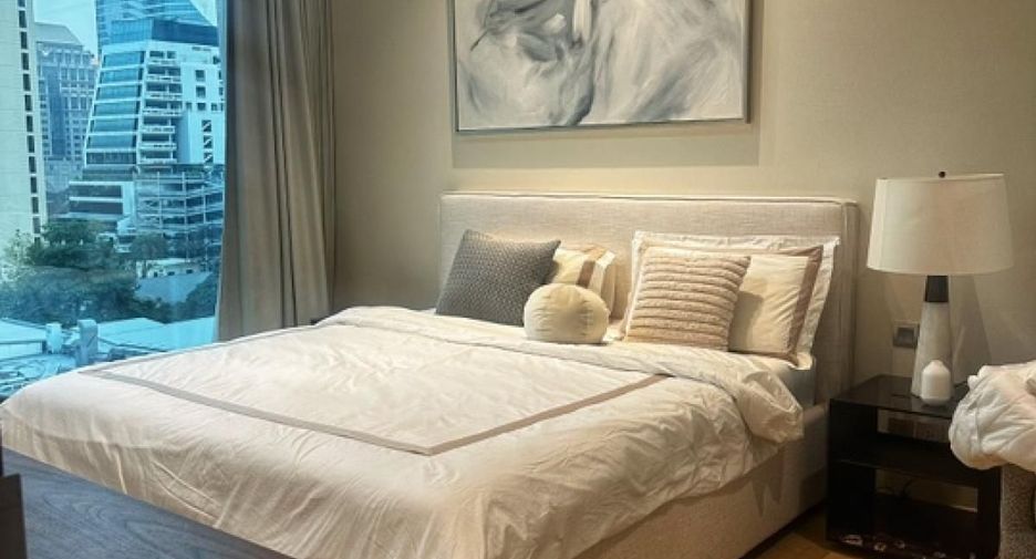 For rent 2 bedrooms condo in Pathum Wan, Bangkok
