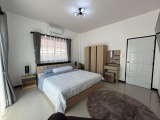 À louer 3 chambres maison à Bang Lamung, Chonburi