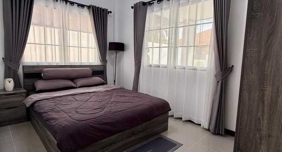 À louer 3 chambres maison à Bang Lamung, Chonburi