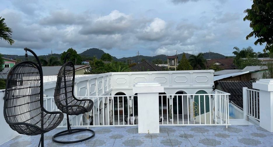Villa en alquiler de 6 habitaciones en Thalang, Phuket