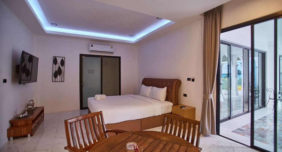 Villa en alquiler de 6 habitaciones en Thalang, Phuket