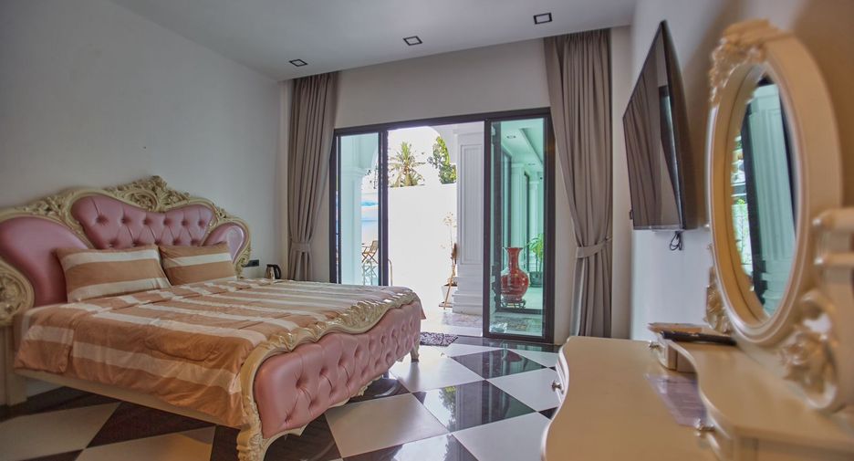 Villa en alquiler de 6 habitaciones en Thalang, Phuket