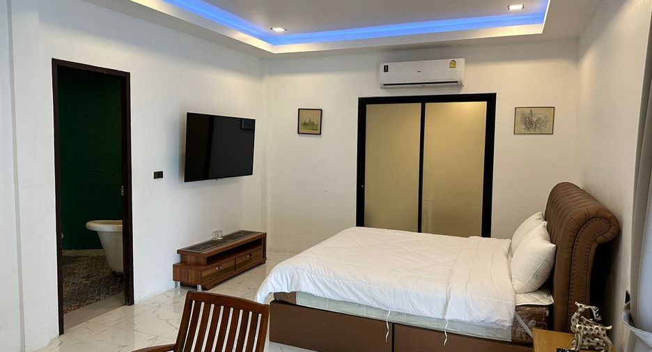 Villa en alquiler de 6 habitaciones en Thalang, Phuket