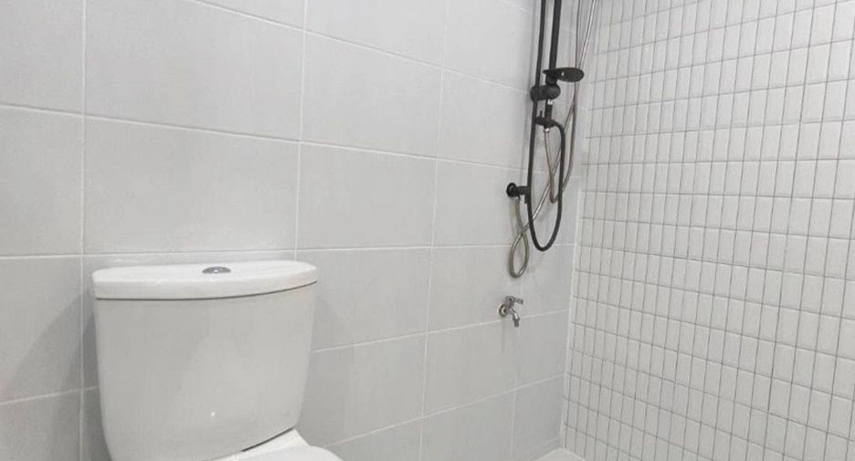 For sale 1 bed condo in Wang Thonglang, Bangkok