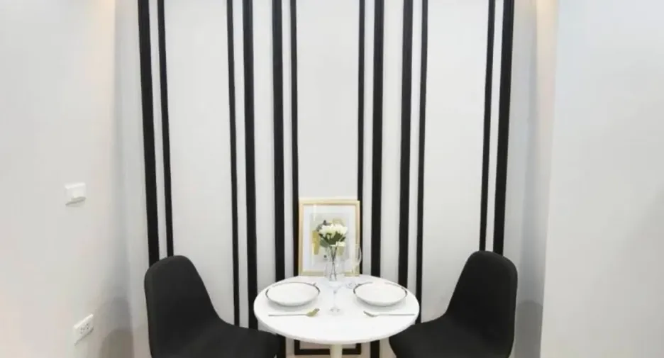 For sale 1 bed condo in Wang Thonglang, Bangkok