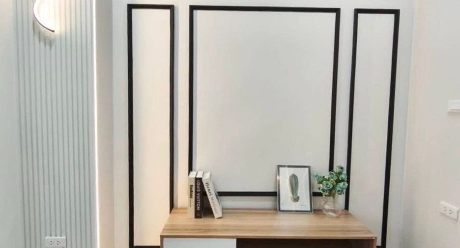 For sale 1 bed condo in Wang Thonglang, Bangkok