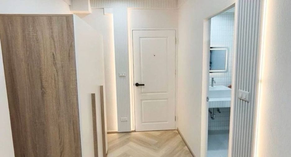 For sale 1 bed condo in Wang Thonglang, Bangkok