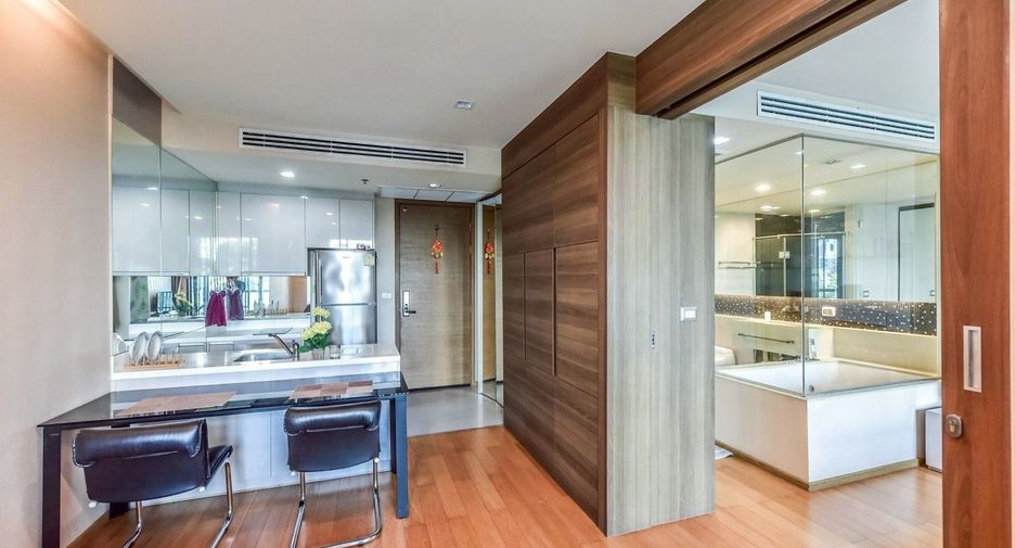 Condo en alquiler de 1 habitaciones en Sathon, Bangkok