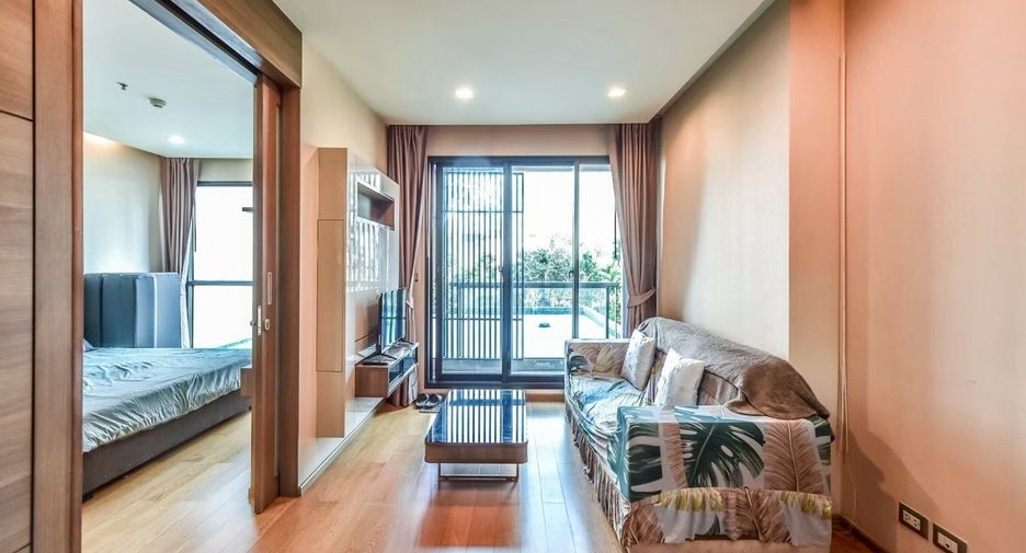 Condo en alquiler de 1 habitaciones en Sathon, Bangkok