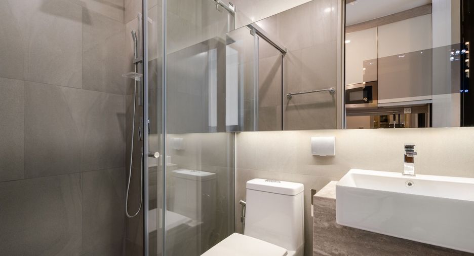 For rent 1 bed condo in Ratchathewi, Bangkok