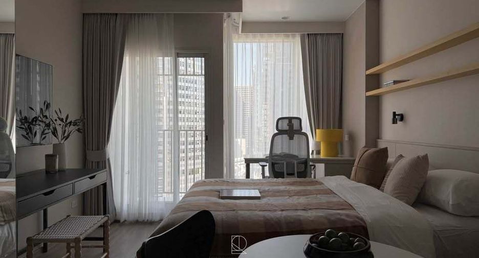 À louer studio condo à Khlong Toei, Bangkok