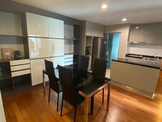 For rent 2 bedrooms condo in Huai Khwang, Bangkok