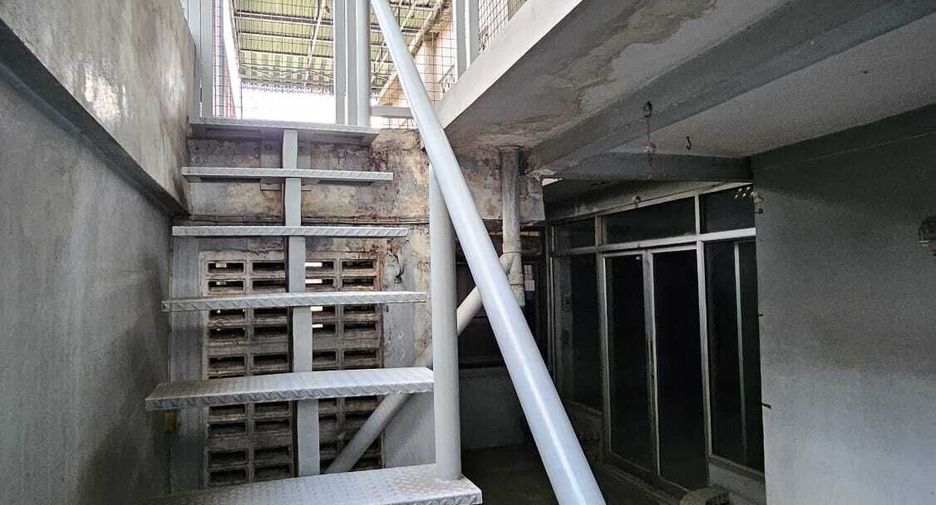 For rent retail Space in Samphanthawong, Bangkok