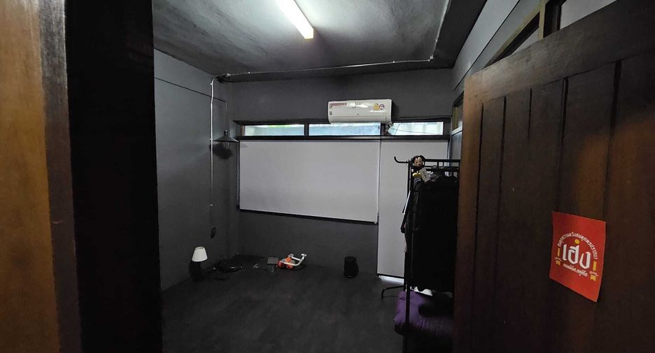 For rent retail Space in Samphanthawong, Bangkok