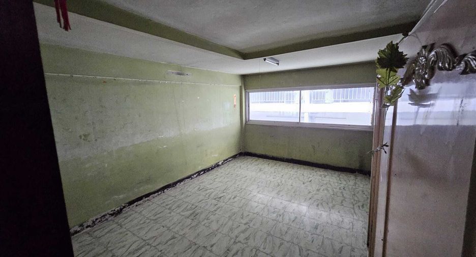 For rent retail Space in Samphanthawong, Bangkok
