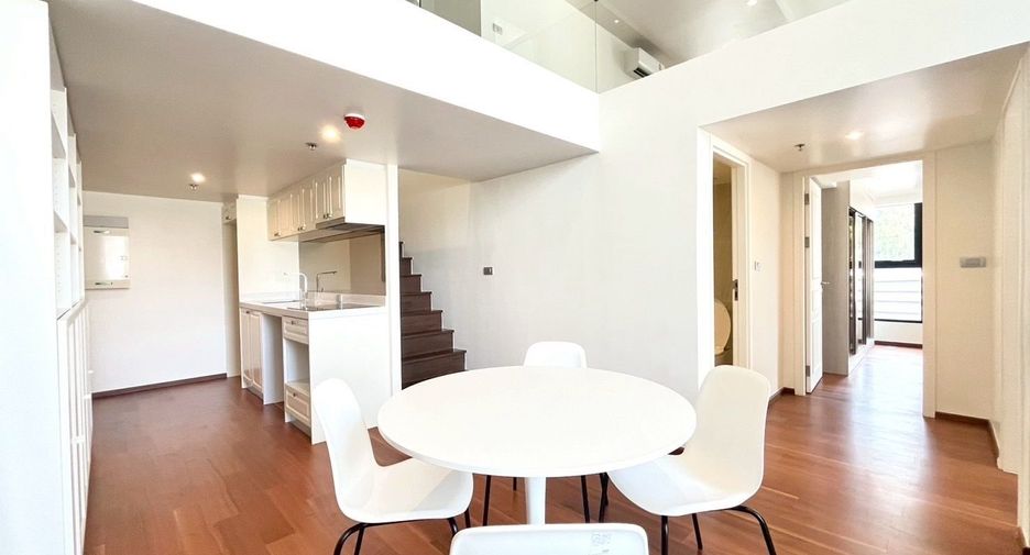 For rent 3 bedrooms condo in Bang Kho Laem, Bangkok