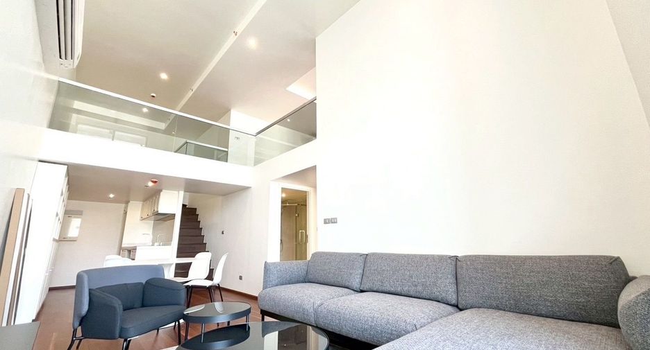 For rent 3 bedrooms condo in Bang Kho Laem, Bangkok