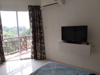 Condo en venta de 1 habitaciones en Si Racha, Chonburi