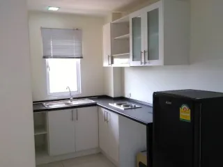 Condo en venta de 1 habitaciones en Si Racha, Chonburi
