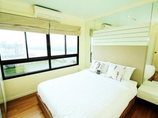 For sale 2 bedrooms condo in Yan Nawa, Bangkok