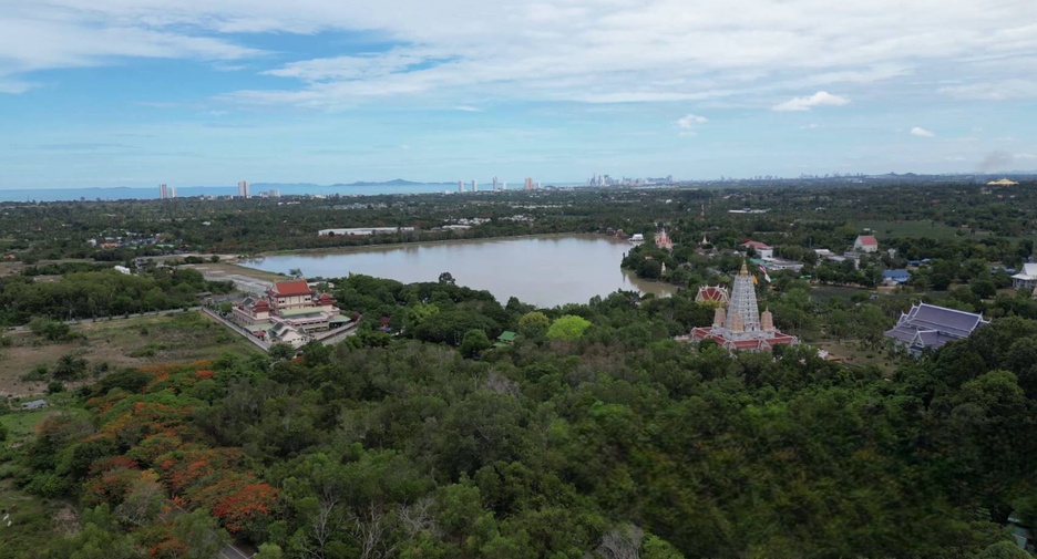 出售 土地 在 Bang Lamung, Chon Buri