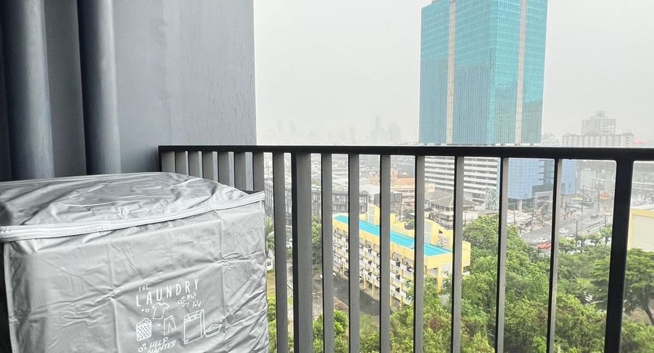 Wohnung zur Miete mit Studio in Watthana, Bangkok