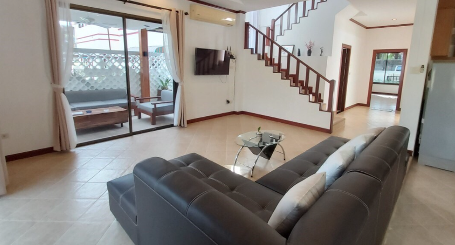 For rent 4 ベッドルーム villa in Kathu, Phuket