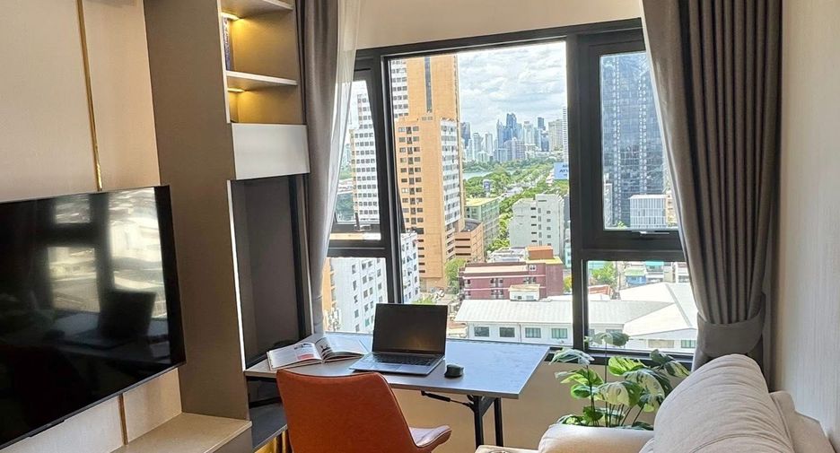 For rent 1 bed condo in Khlong Toei, Bangkok