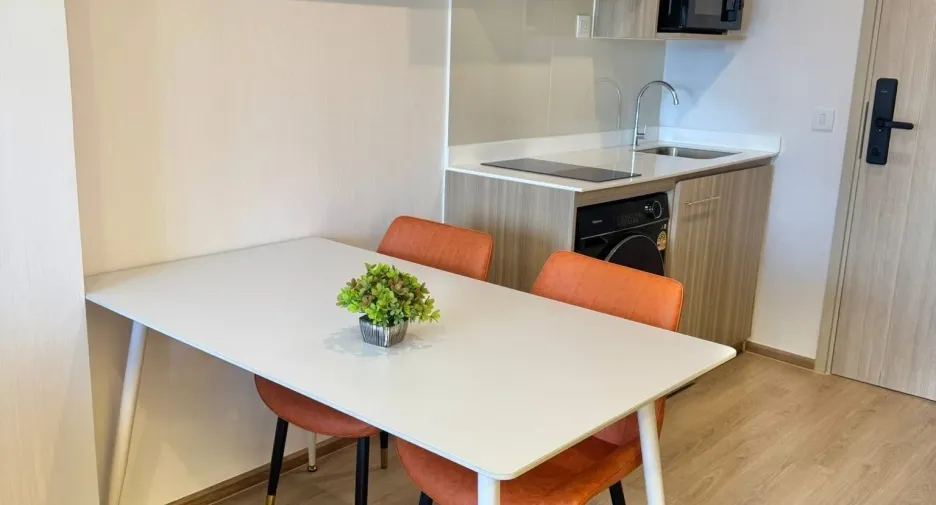 For rent 1 bed condo in Khlong Toei, Bangkok