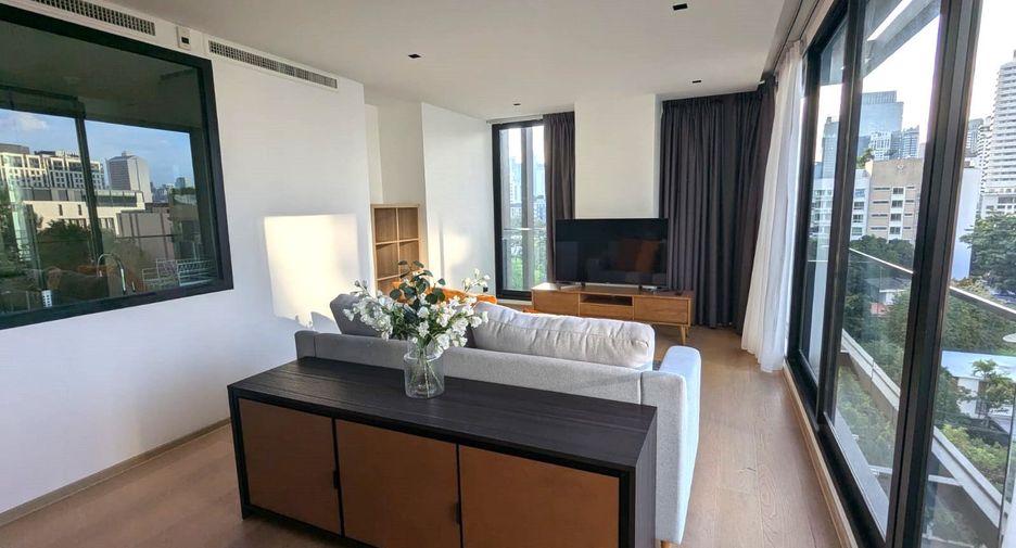 For rent 2 bedrooms condo in Watthana, Bangkok