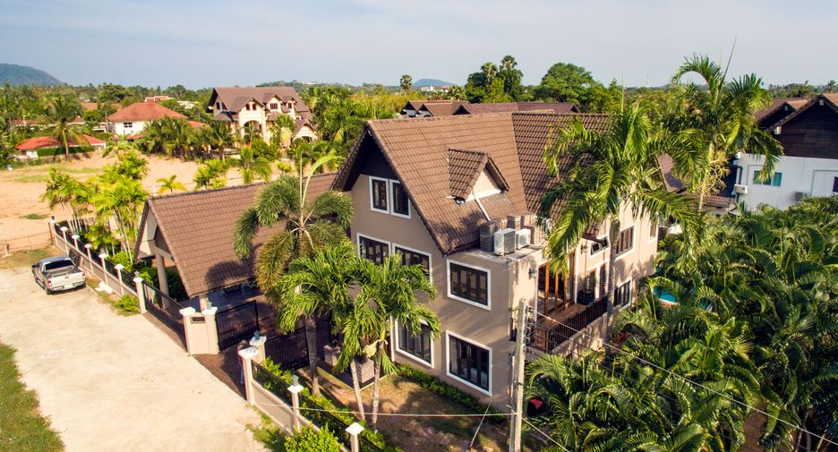 出售 5 卧室 别墅 在 Phuket Town, 普吉