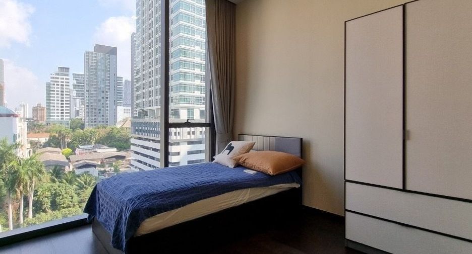For rent 2 bedrooms condo in Khlong Toei, Bangkok