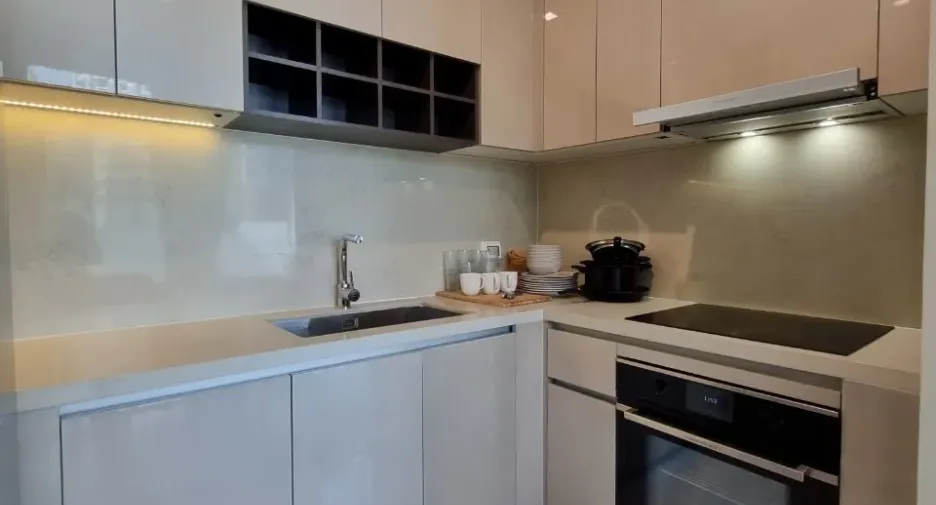 For rent 2 bedrooms condo in Khlong Toei, Bangkok