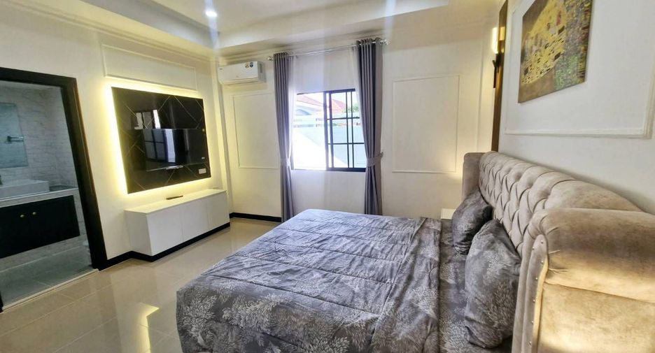 À louer 3 chambres maison à Bang Lamung, Chonburi