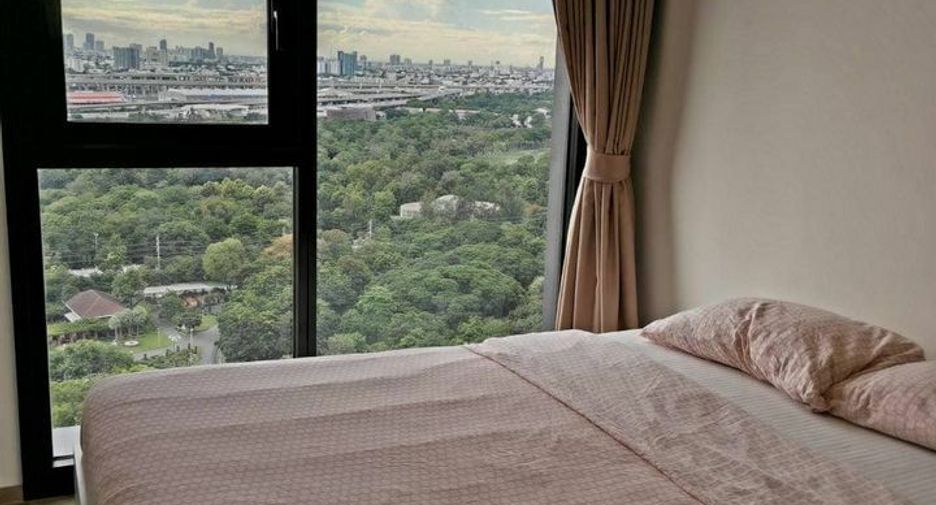 For rent 2 bedrooms condo in Chatuchak, Bangkok