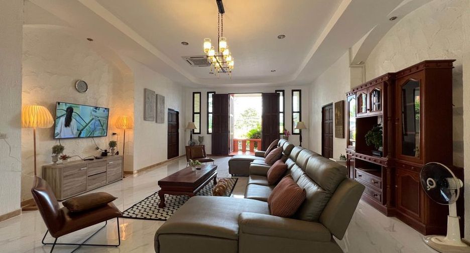 Villa zur Miete mit 4 Zimmer in Mueang Phuket, Phuket