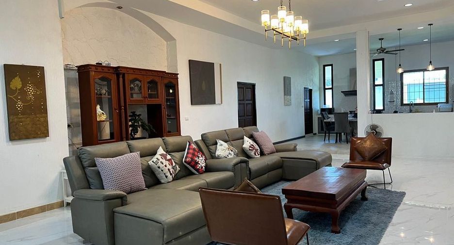 Villa zur Miete mit 4 Zimmer in Mueang Phuket, Phuket