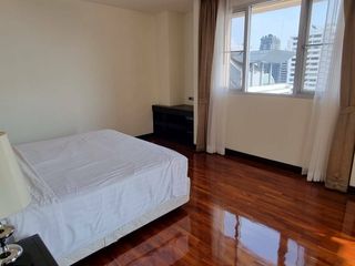 À louer 2 chambres appartement à Watthana, Bangkok