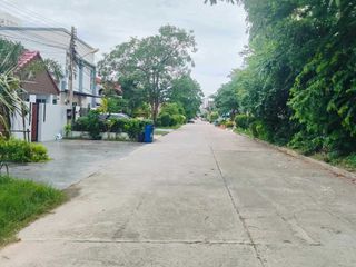 À vendre terrain à Bang Lamung, Chonburi