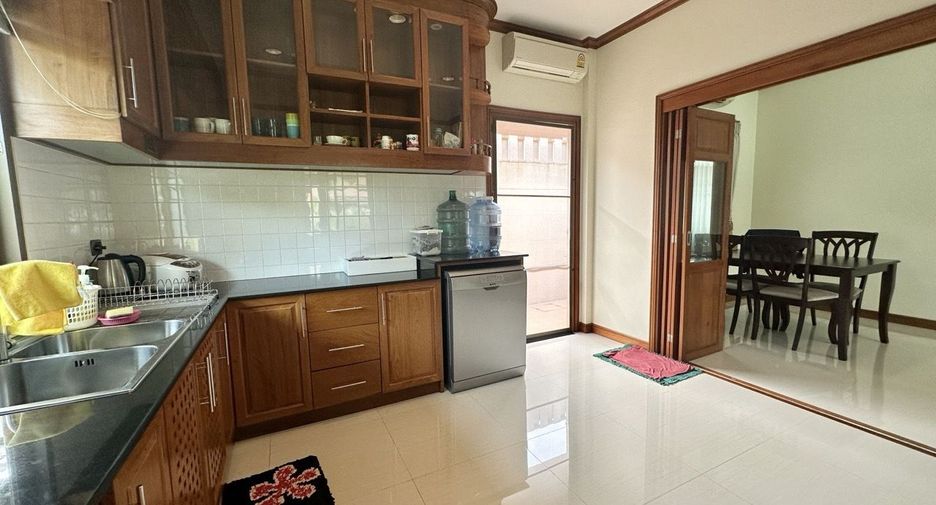 出售 3 卧室 独立屋 在 Bang Lamung, Chon Buri