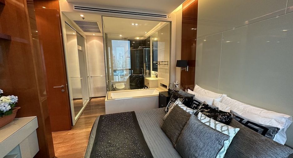 Condo en alquiler de 1 habitaciones en Khlong Toei, Bangkok