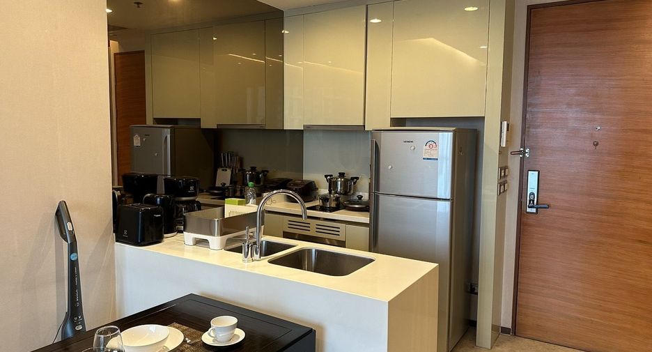 Condo en alquiler de 1 habitaciones en Khlong Toei, Bangkok