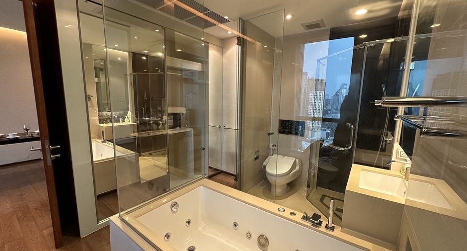 Condo en alquiler de 1 habitaciones en Khlong Toei, Bangkok